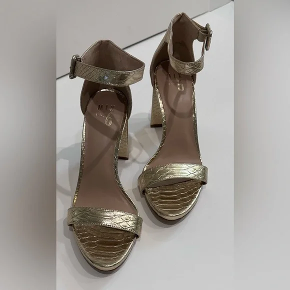 Mix No. 6 Gold Block Heel Sandals - Picture 2 of 12
